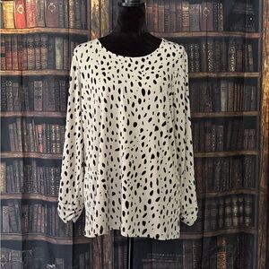 Susan Graver Liquid Knit Animal Print Top - Size Large